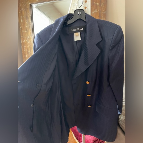 Louis Feraud Blazer - Picture 7 of 9
